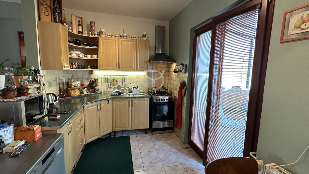LOZORNO| 5-izbový RD s garážou na pozemku 536m2