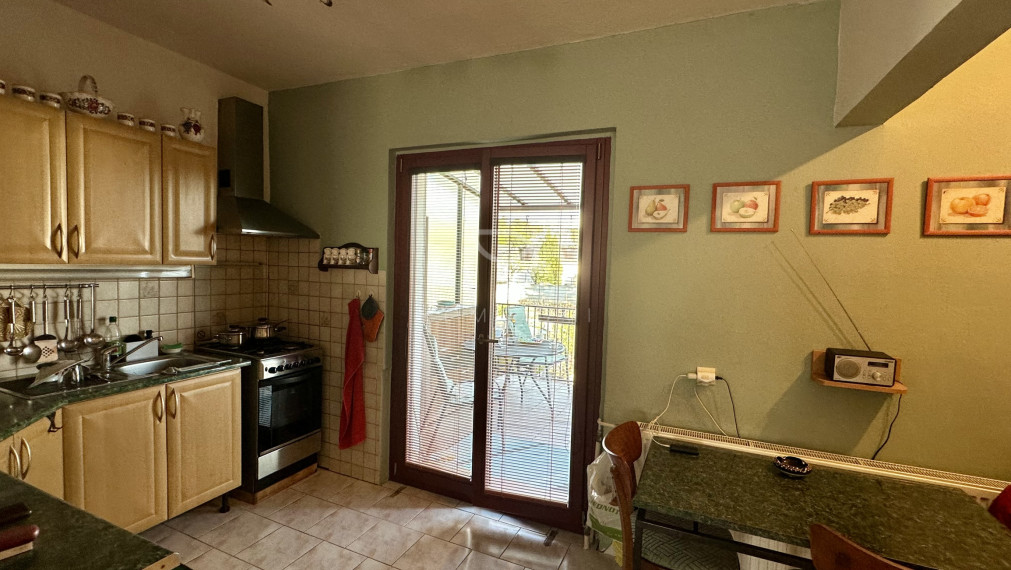 LOZORNO| 5-izbový RD s garážou na pozemku 536m2