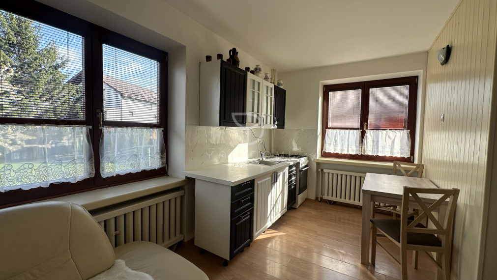 LOZORNO| 5-izbový RD s garážou na pozemku 536m2