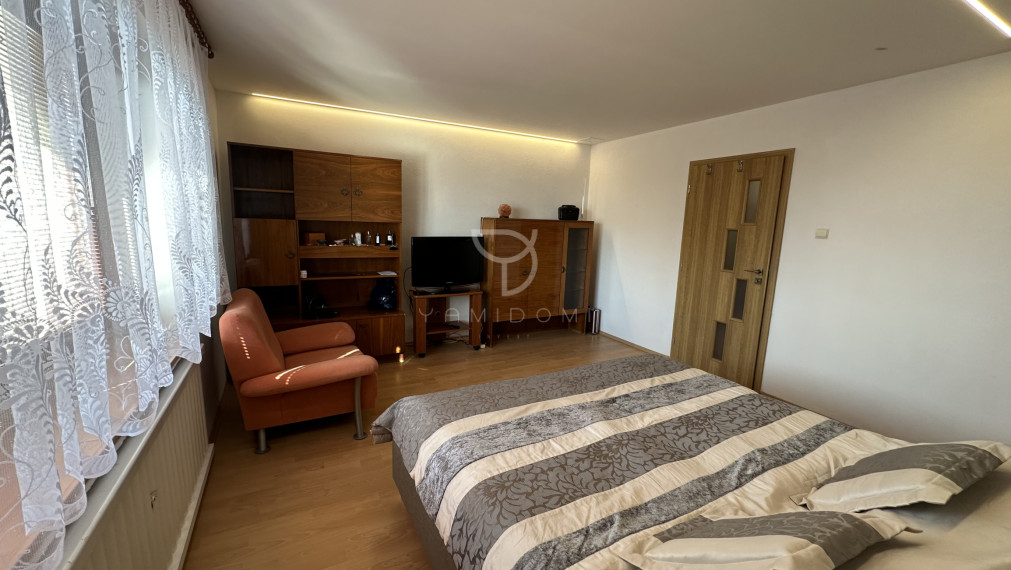 LOZORNO| 5-izbový RD s garážou na pozemku 536m2