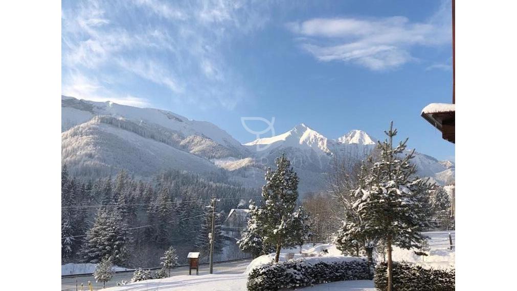 Ž D I A R  |  Jedinečná nehnuteľnosť s platným stavebným povolením na ďalšiu výstavbu v malebnej dedinke  | BELIANSKE TATRY