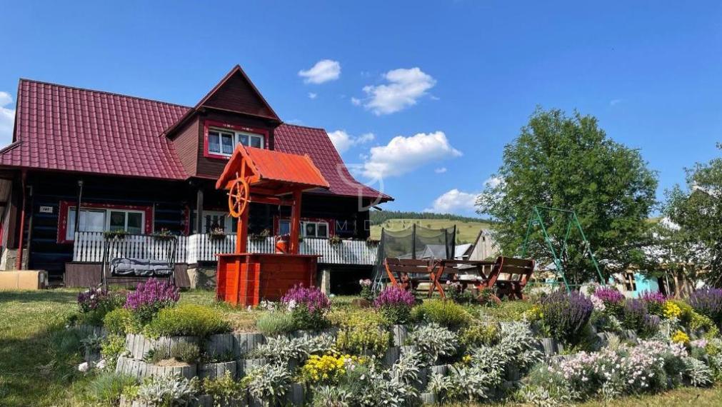 Ž D I A R  |  Jedinečná nehnuteľnosť s platným stavebným povolením na ďalšiu výstavbu v malebnej dedinke  | BELIANSKE TATRY