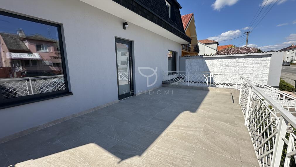 STUPAVA | Nový3-izbový 120m2 klimatizovaný byt po novej rekonštrukcii s parkovaním pre 3autá