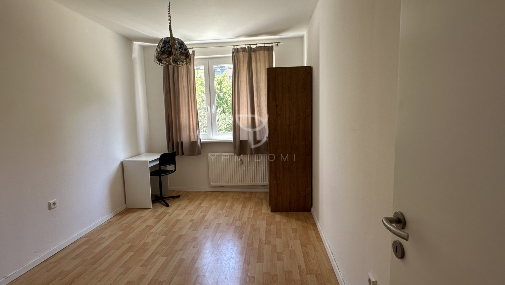 H.MELIČKOVEJ | 4-izbový byt 79m2, 2loggie, Karlova Ves