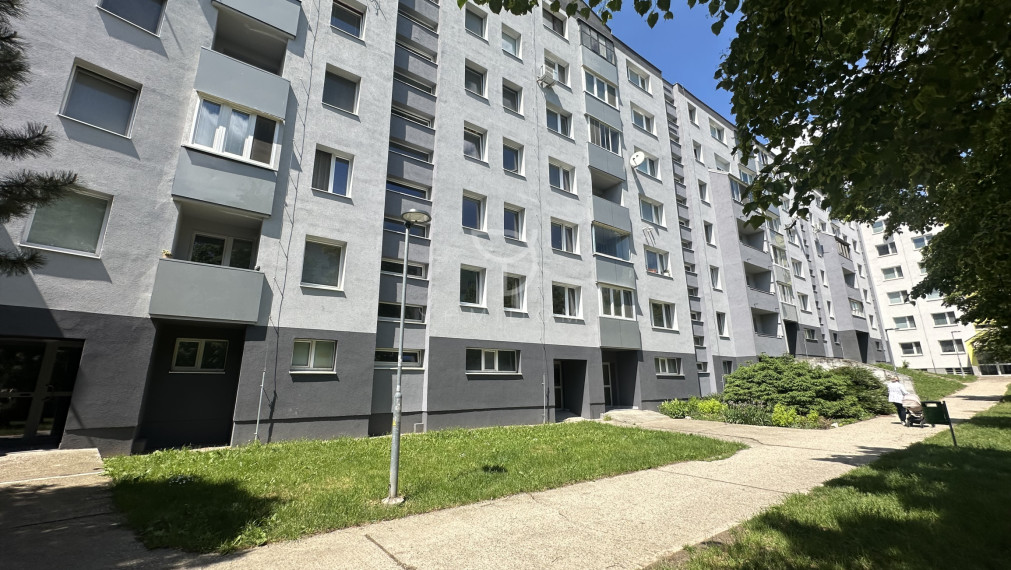 H.MELIČKOVEJ | 4-izbový byt 79m2, 2loggie, Karlova Ves