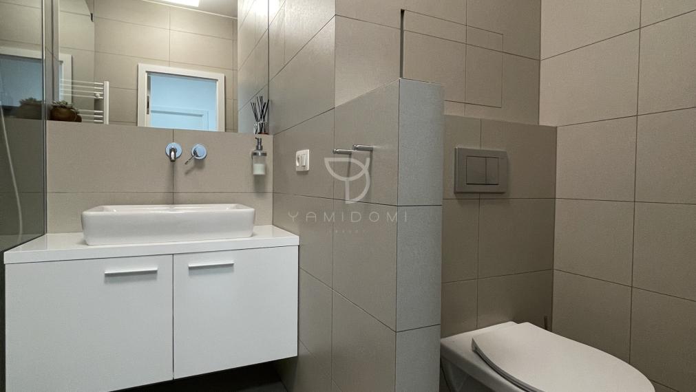 P A L K O V I Č O V A | 3 izbový byt 76m² s lodžiou a pivnicou | BA-NIVY