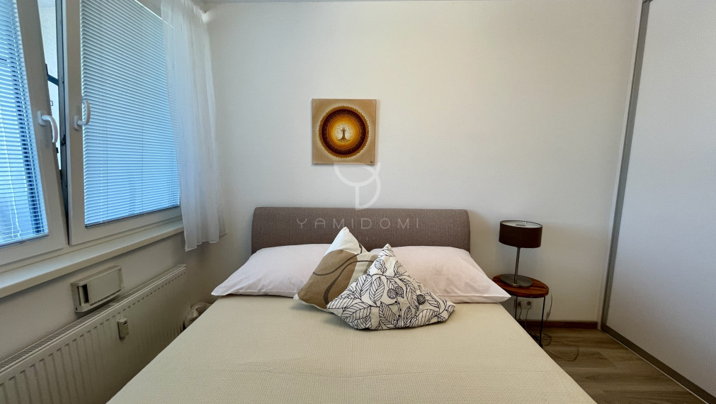 M A L O K R A S Ň A N S K Á | 2 izbový byt 51m² s lodžiou, pivnicou a parkovacím státím | BAIII - RAČA