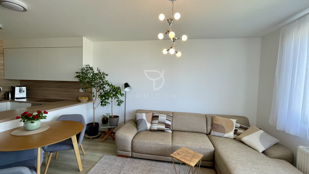 M A L O K R A S Ň A N S K Á | 2 izbový byt 51m² s lodžiou, pivnicou a parkovacím státím | BAIII - RAČA