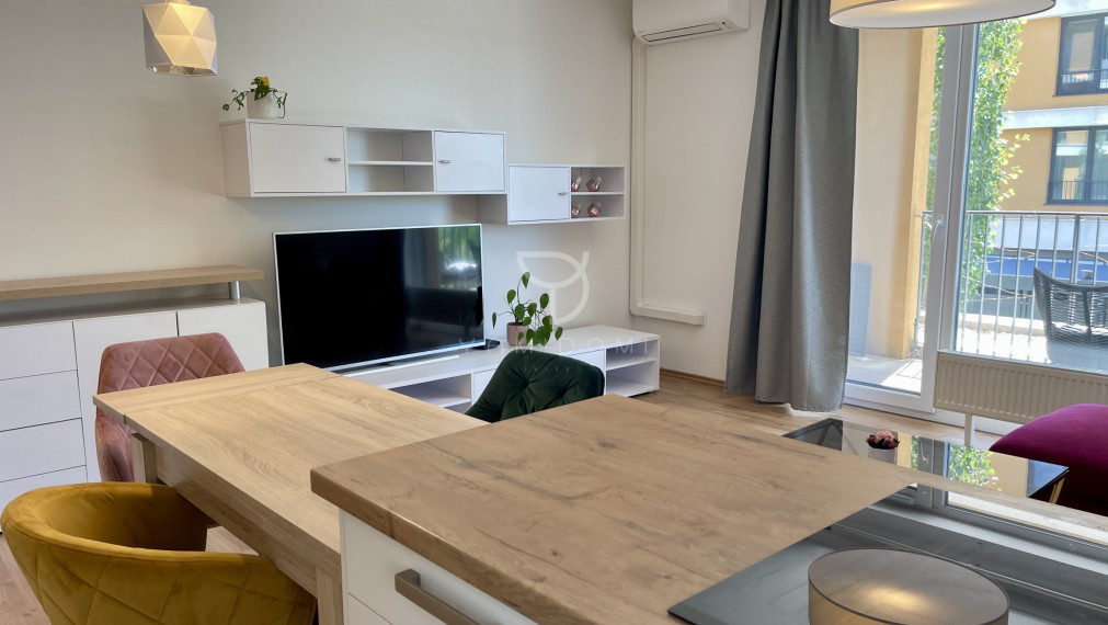 Moderný 3 izbový apartmán s garážovým státim |  BAJKALSKÁ  - Ružinov