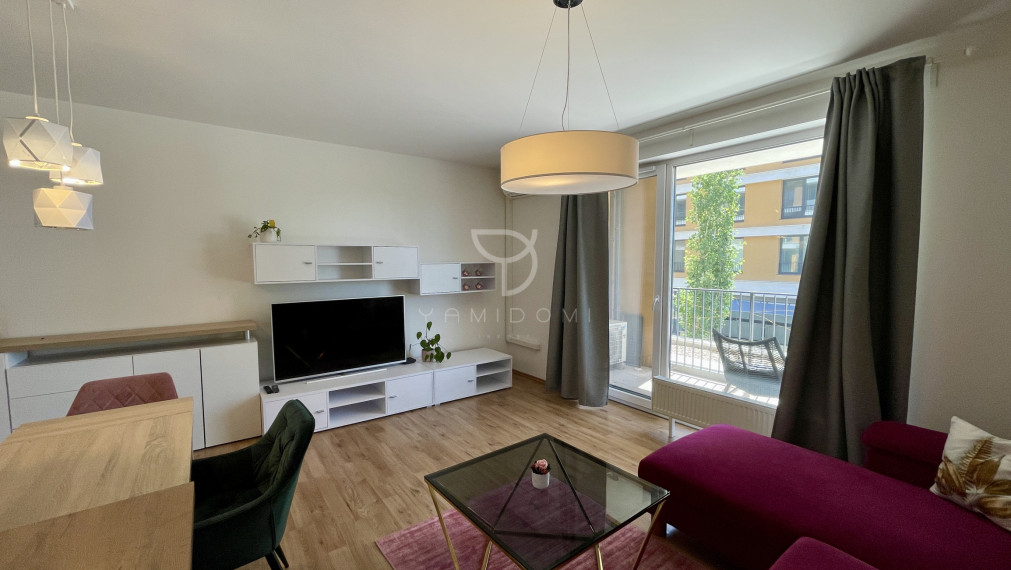 Moderný 3 izbový apartmán s garážovým státim |  BAJKALSKÁ  - Ružinov