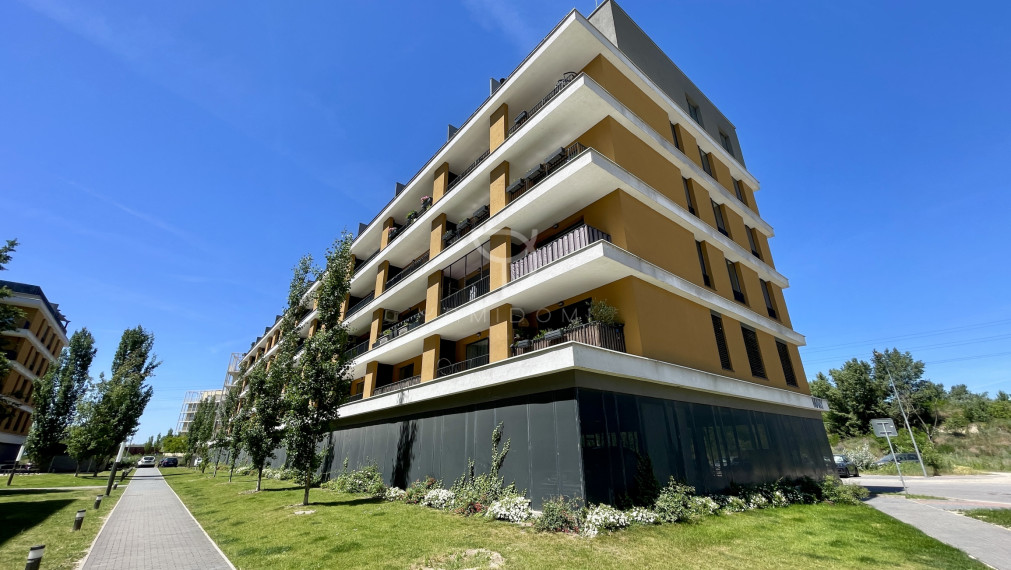Moderný 3 izbový apartmán s garážovým státim |  BAJKALSKÁ  - Ružinov