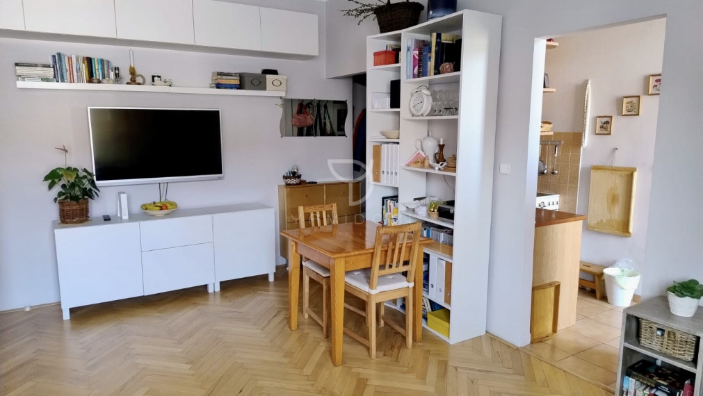 M U R G A Š O V A | Svetlý 2 izbový byt s lodžiou a pivnicou  | BAI - Staré Mesto