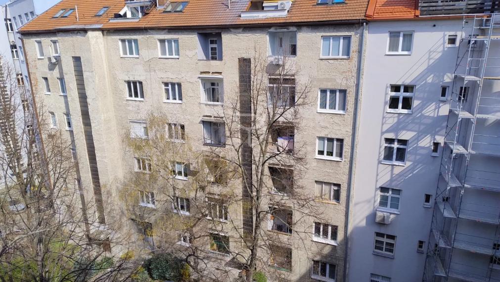 M U R G A Š O V A | Svetlý 2 izbový byt s lodžiou a pivnicou  | BAI - Staré Mesto