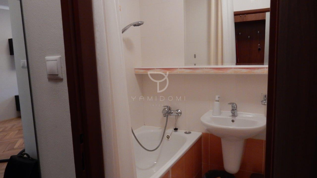 Unfurnished 4-room apartment with balcony and garage - TICHÁ