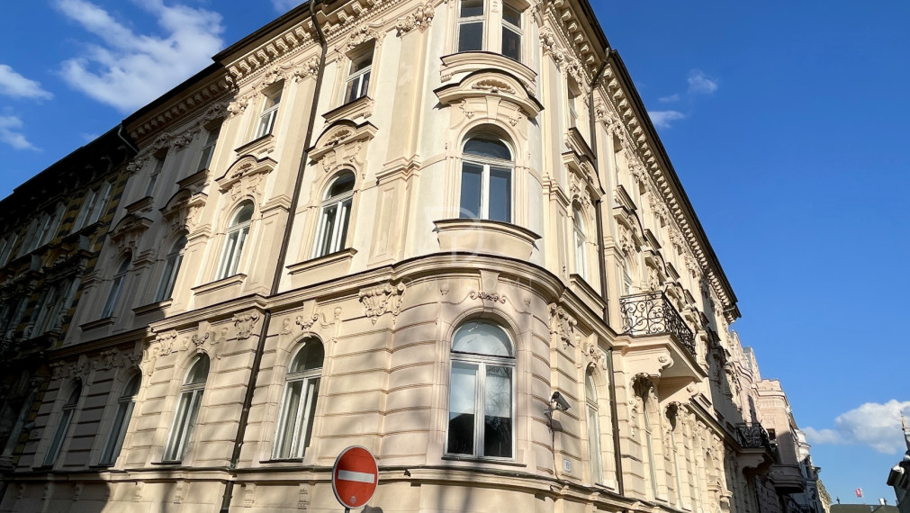 T O L S T É H O |  nebytový priestor 17,83 m²  | BA I - Staré Mesto