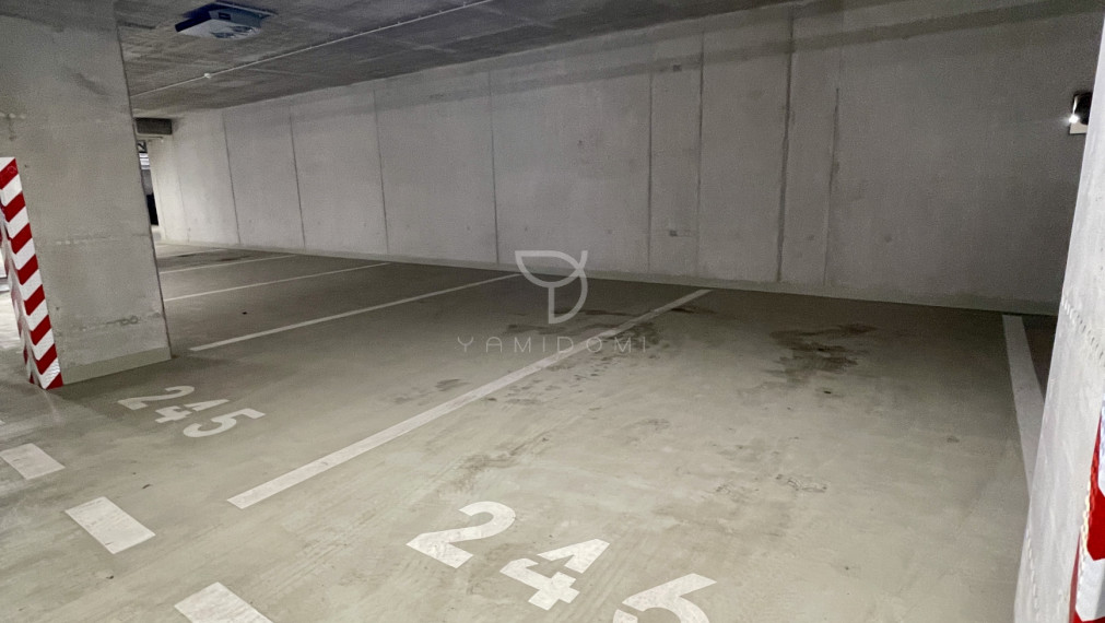 3-izbový apartmán v projekte METROPOLIS   | 2 balkóny  | parking  | downtown
