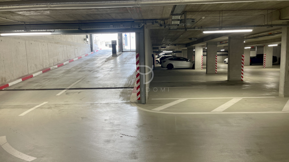 3-izbový apartmán v projekte METROPOLIS   | 2 balkóny  | parking  | downtown
