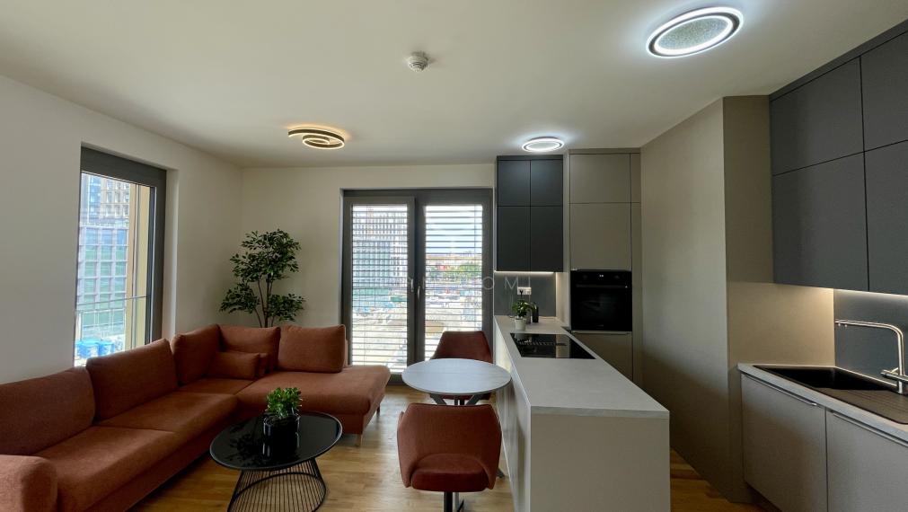 3-izbový apartmán v projekte METROPOLIS   | 2 balkóny  | parking  | downtown