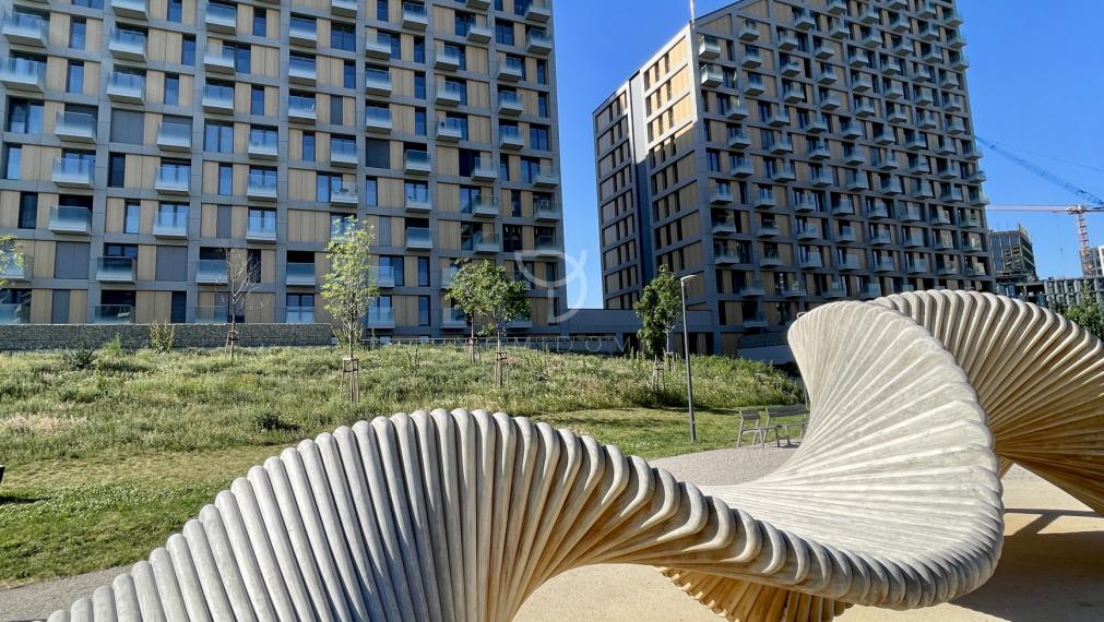 3-izbový apartmán v projekte METROPOLIS   | 2 balkóny  | parking  | downtown