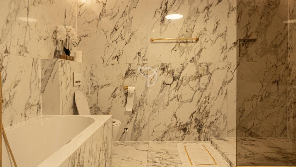 Luxusný mezonet 135 m² | terasa 150 m² |  parkovanie | LUŽNÁ