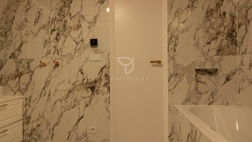 Luxusný mezonet 135 m² | terasa 150 m² |  parkovanie | LUŽNÁ