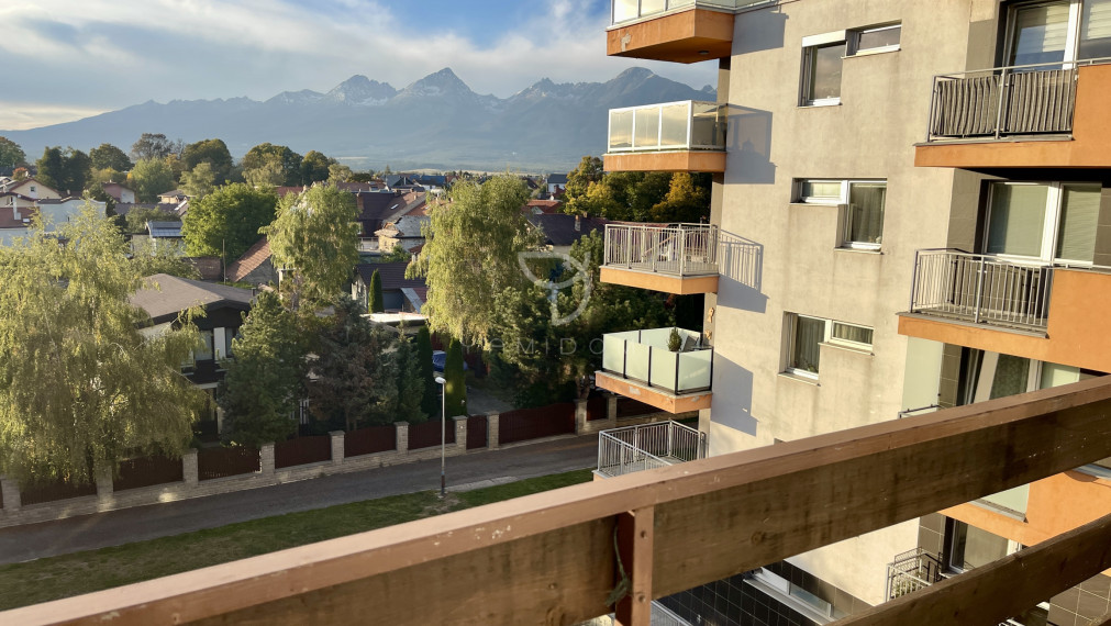 2-izbový byt s balkónom s výhľadom na Vysoké Tatry |  REZERVOVANÉ