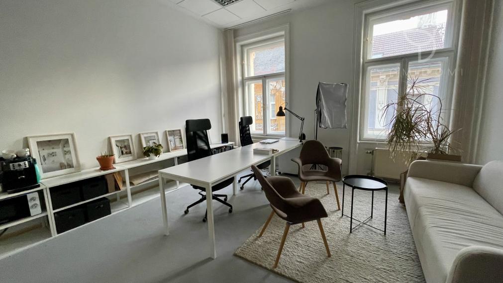 T O L S T É H O | exkluzívny 25 m² nebytový priestor  | BA I - Staré Mesto
