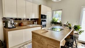 REKREAČNÁ CHATA/DOM na celoročné bývanie | TAVARIKOVÁ OSADA-Dúbravka BA IV