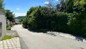 UNIKÁTNY POZEMOK na výstavbu RD v starej Dúbravke pri lese