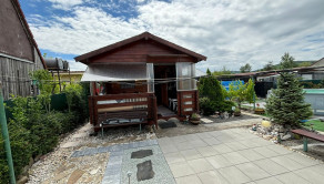 ŽABÍ MAJER| Záhrada 400m2 s chatkou