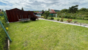 ŽABÍ MAJER| Záhrada 400m2 s chatkou