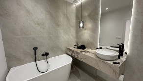 DROTÁRSKA CESTA| Novozrekonštruovaný 4izbový byt po kompletnej rekonštrukcii