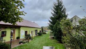 M A L É  L E V Á R E   |  5i RD s hosťovským apartmánom a veľkým pozemkom