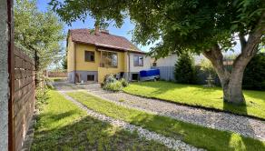 NA LETISKO  |  3 izbový RD 100 m²+ 1 izbový RD s garážou | POPRAD-VEĽKÁ