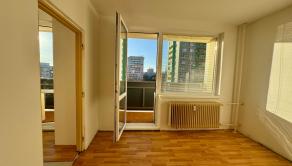 R O V N Í K O V A | 1 izbový byt 41m²  s 2 lodžiami | K O Š I C E