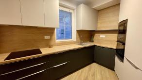 Unfurnished 4-room apartment with balcony and garage - TICHÁ