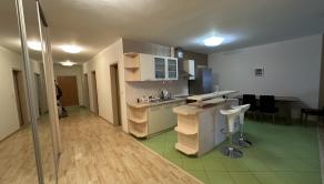 KRESANKOVA|4i byt 141m2 s garážovým státim, Karlova Ves