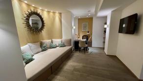 Otvorený priestor pre manikérku vo wellness centre 7 SPA - Rezidencia H L B O K Á