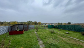 M A L É  L E V Á R E   |  5i RD s hosťovským apartmánom a veľkým pozemkom