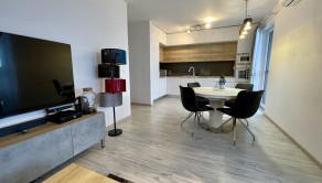 S L N E Č N I C E  |  3 izbový byt 91 m² s  balkónom+ parkovacie státie + pivnica | BAV