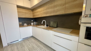 S L N E Č N I C E  |  3 izbový byt 91 m² s  balkónom+ parkovacie státie + pivnica | BAV