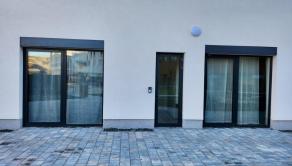 P E R L O V Á  |  3i byt 76m², terasa 10m², + záhrada 55m²  | BAV - JAROVCE