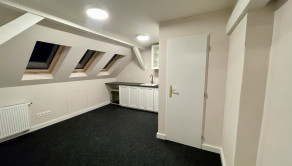 T O L S T É H O  | podkrovný kancelársky / ateliérový NP 70 m²  | BA I - Staré Mesto