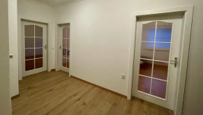 Unfurnished 4-room apartment with balcony and garage - TICHÁ