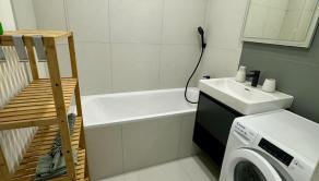 H O L Í Č S K A  | priestranná samostatná izba na prenájom | BAV - Petržalka