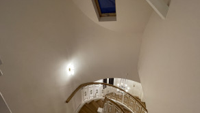 T O L S T É H O  | podkrovný kancelársky / ateliérový NP 70 m²  | BA I - Staré Mesto