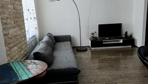 K U L Í Š K O V A |  2i byt 57m² s lodžiou a francúzskym balkónom  | BAII - Ružinov