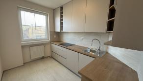 STUPAVA/MÁST 7-izbový novozrekonštruovaný RD s 5 parkovacími miestami