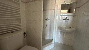 STUPAVA/MÁST 7-izbový novozrekonštruovaný RD s 5 parkovacími miestami