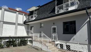 STUPAVA/MÁST 7-izbový novozrekonštruovaný RD s 5 parkovacími miestami